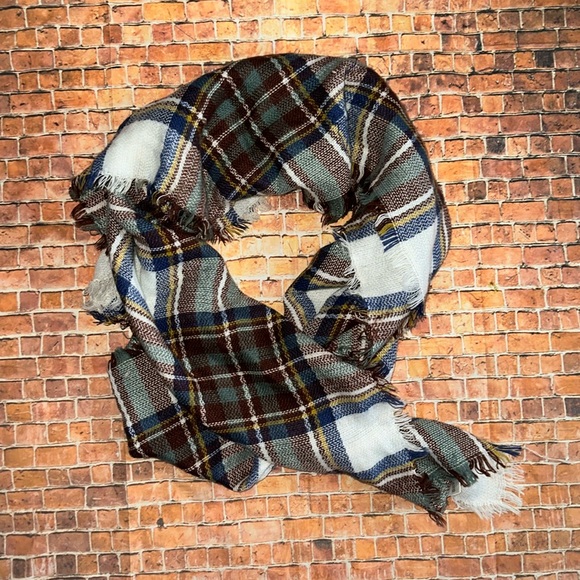 **5 for $20** Large Plaid Scarf - Picture 1 of 3